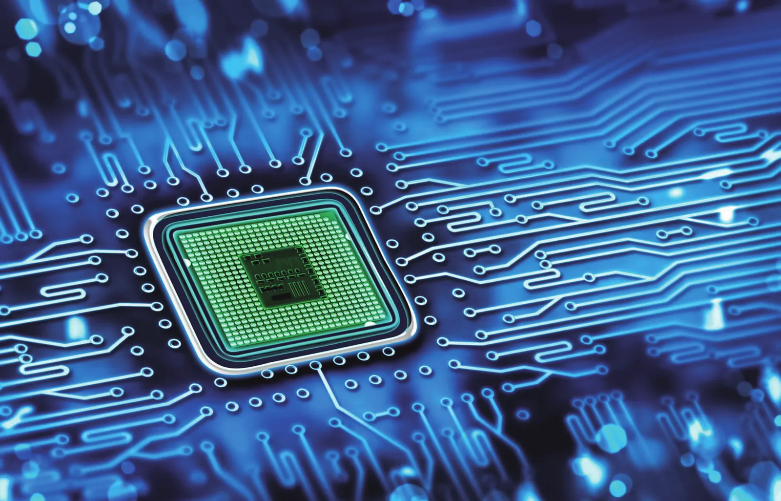 Microchip sobre las pistas de un circuito impreso